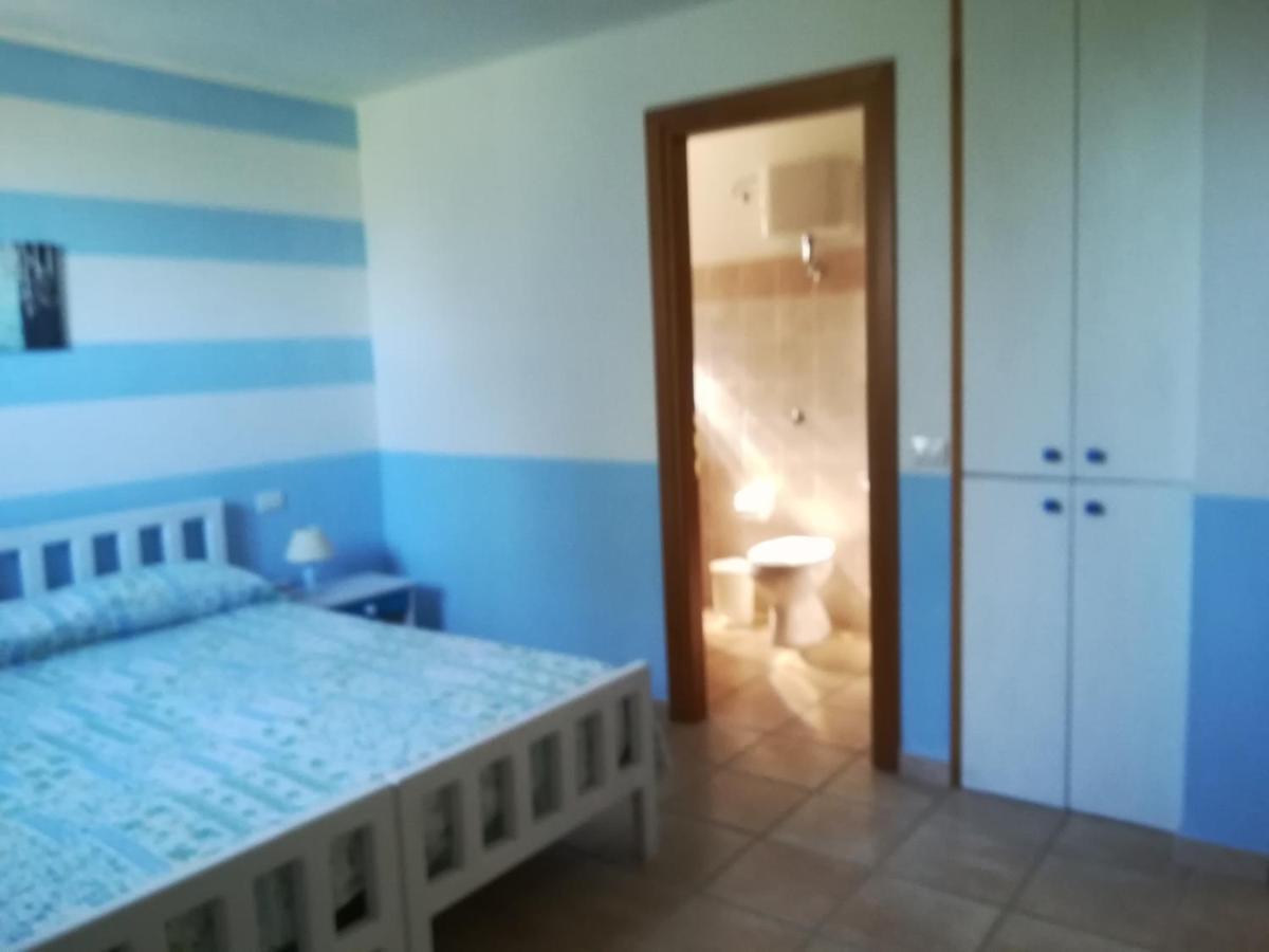 Villa L'Oasi SantʼAntìoco Zimmer foto